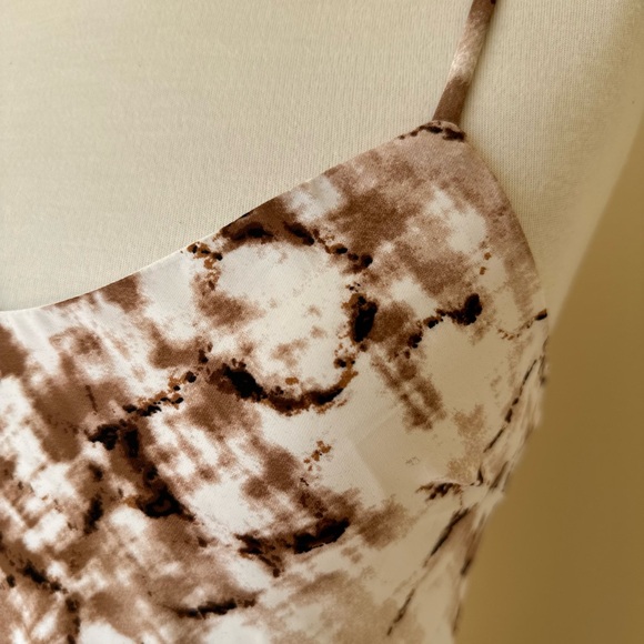 DISSH TIE DYE DRESS - Picture 6 of 9